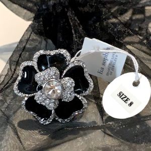 Lia Sophia Dahlia Ring. Size 8.